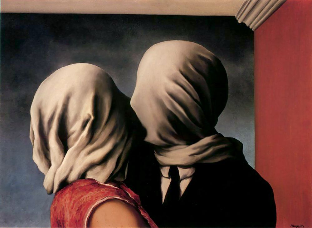 http://www.interiors.intendo.net/magritte/lovers.jpg